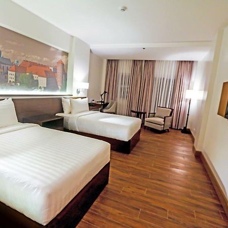 Hotel Carlito Tagaytay Tagaytay City Exterior photo