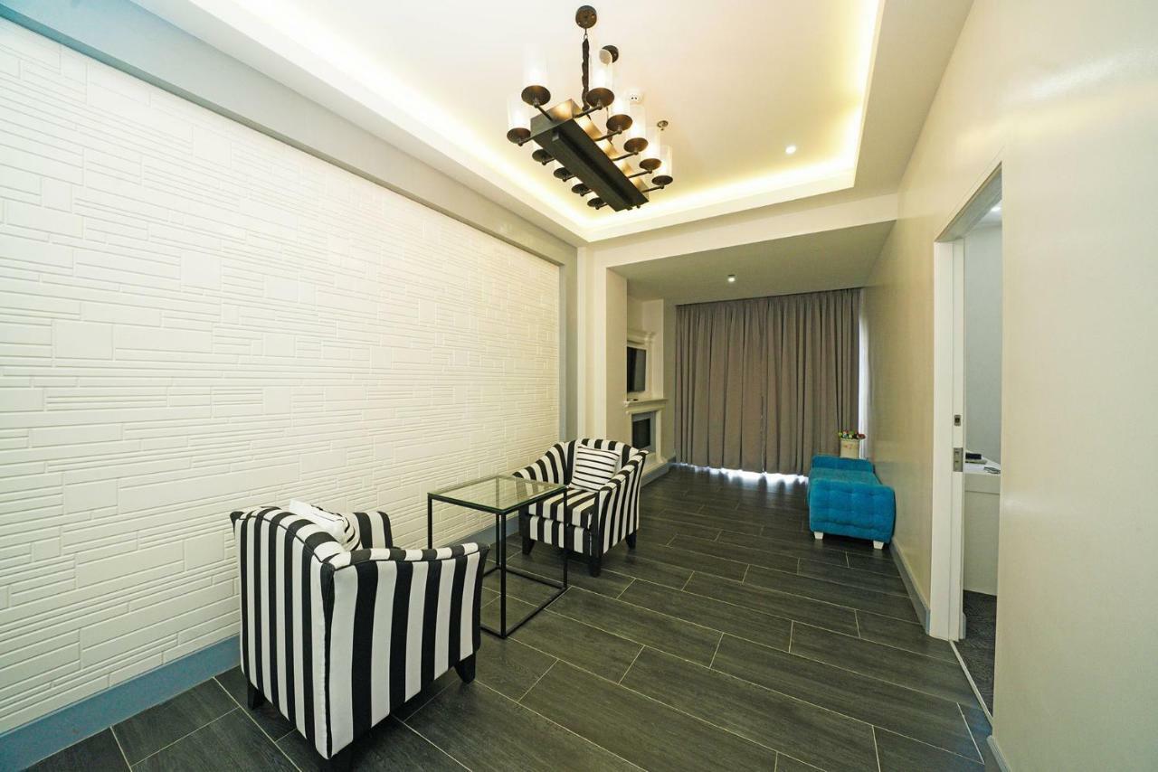 Hotel Carlito Tagaytay Tagaytay City Exterior photo