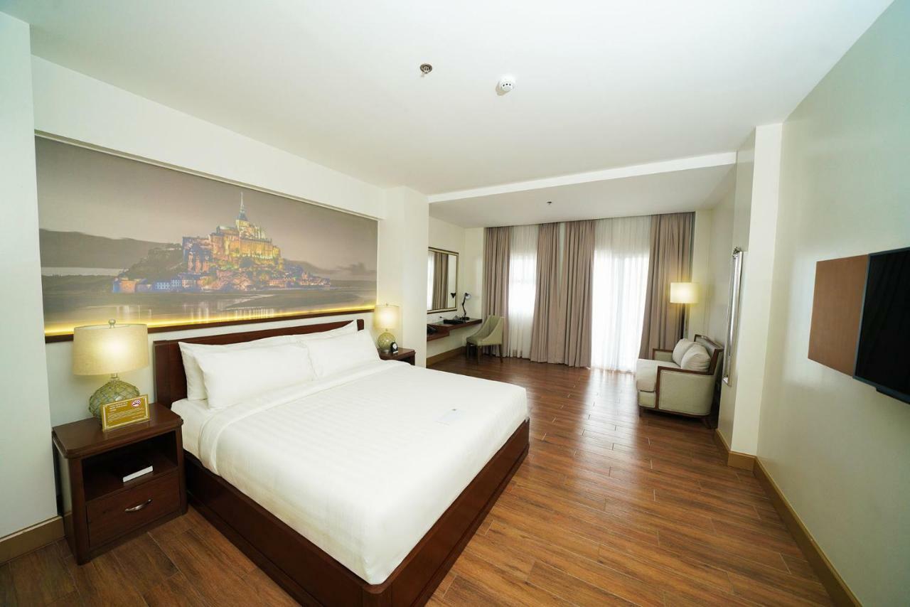 Hotel Carlito Tagaytay Tagaytay City Exterior photo